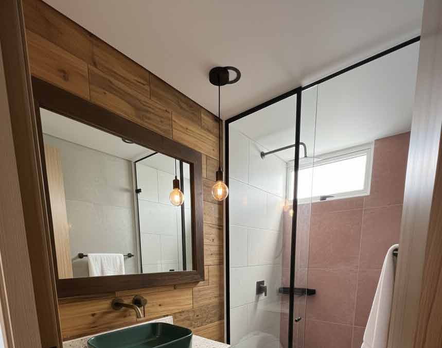 Sistema de división de baño corrediza en vidrio templado y acero inoxidable precio bogotá